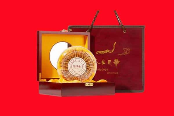 收购资讯:连江县回收冬虫夏草是按克吗